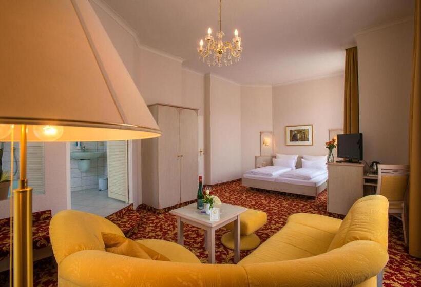 Номер Стандарт с Балконом, Villa Antonia