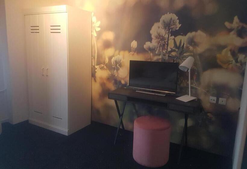 Comfort Værelse, Herrloh