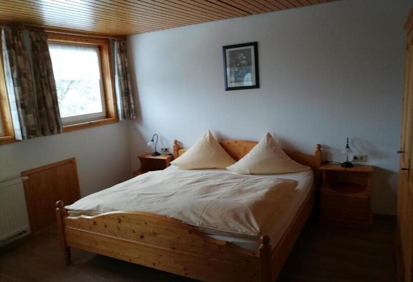 Номер Стандарт, Schwarzwaldgasthaus Salenhof