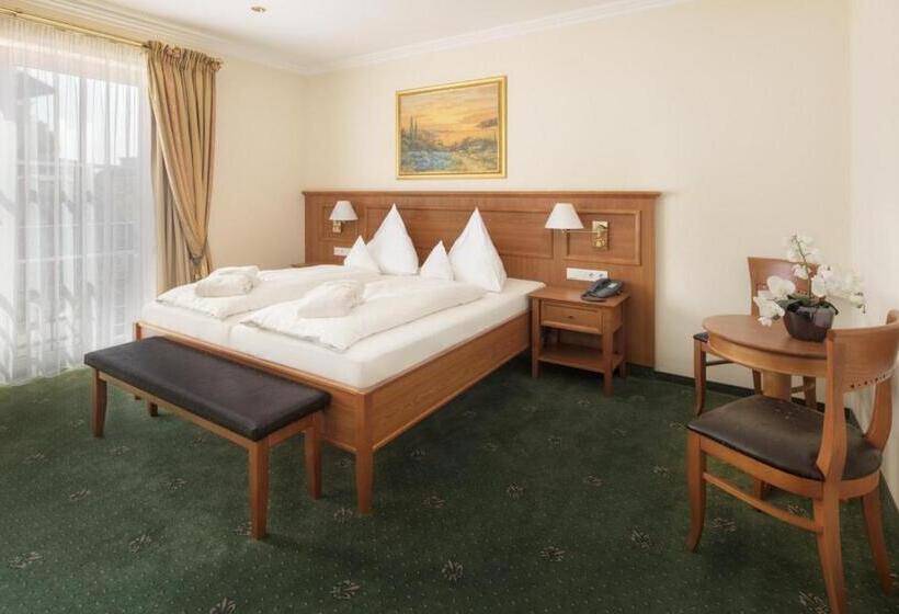 سوییت جونیور لوکس, Schweizer Hof Thermal Und Vital Resort