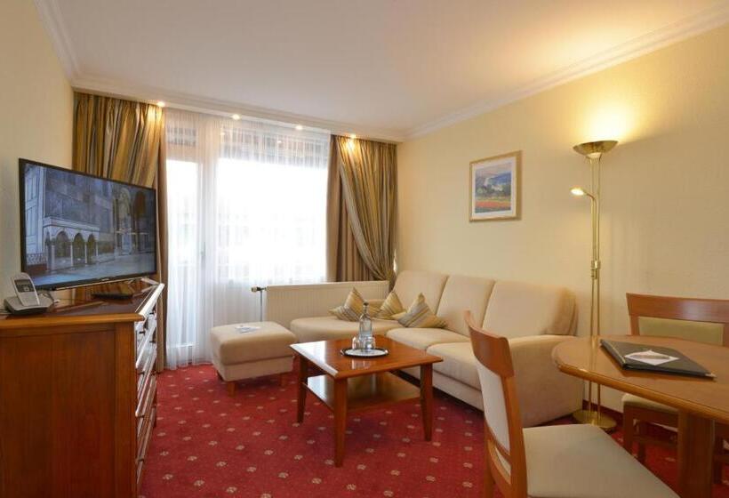 سوئیت راحتی, Schweizer Hof Thermal Und Vital Resort