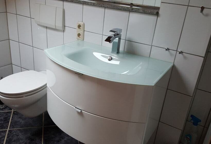 Номер Стандарт, Landhotel Linden Am Venekotensee