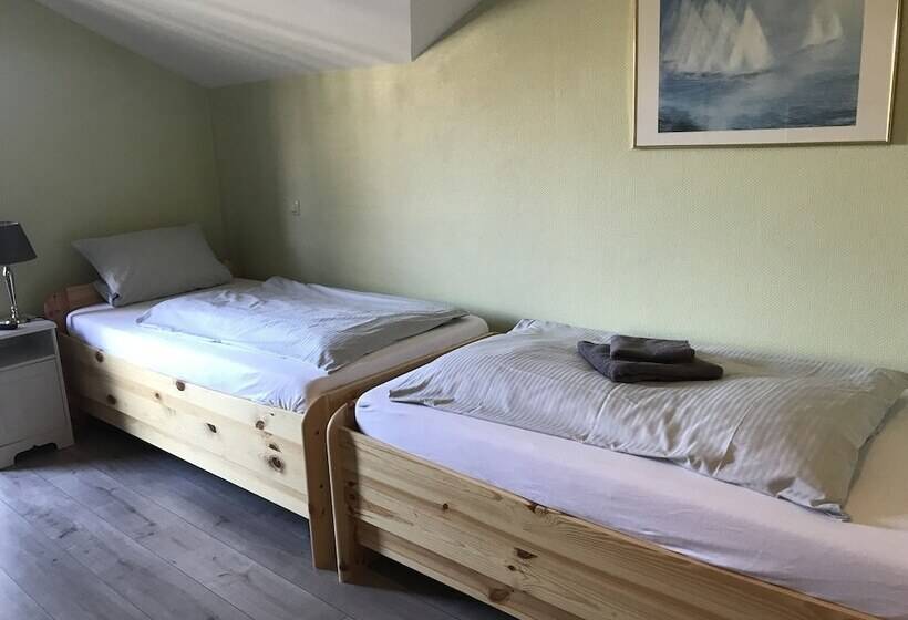 Номер Стандарт, Landhotel Linden Am Venekotensee