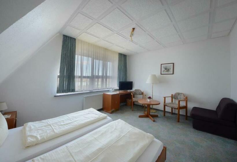 Номер Стандарт, Land Gut Hotel Barbarossa