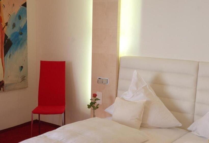 Полулюкс Вид на Сад, Mintrops Land Hotel Burgaltendorf