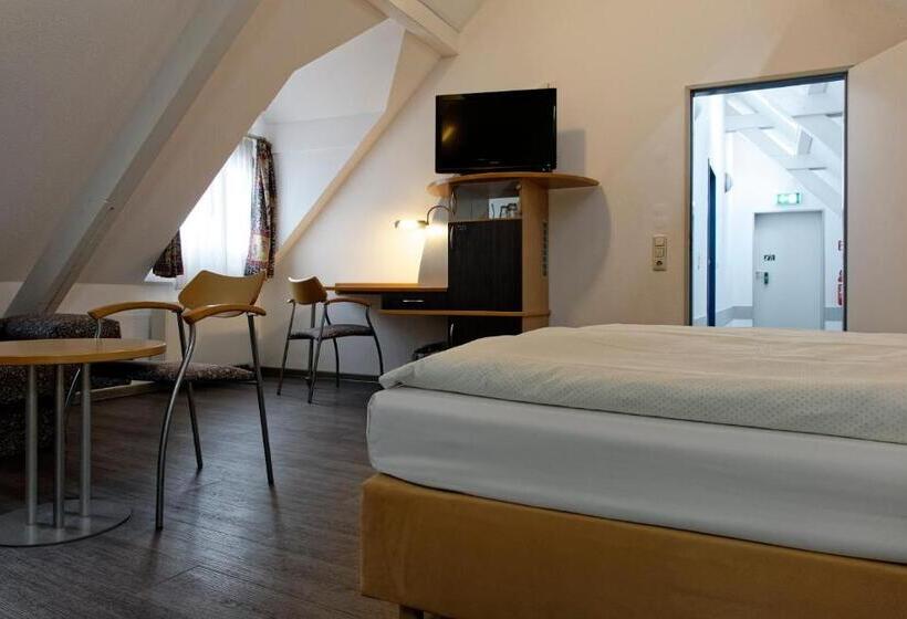 Номер Стандарт, Opera Hotel Köln
