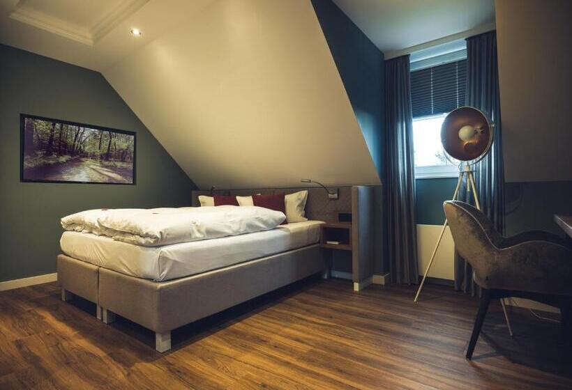 Номер Стандарт, Schlichte Hof Gmbh