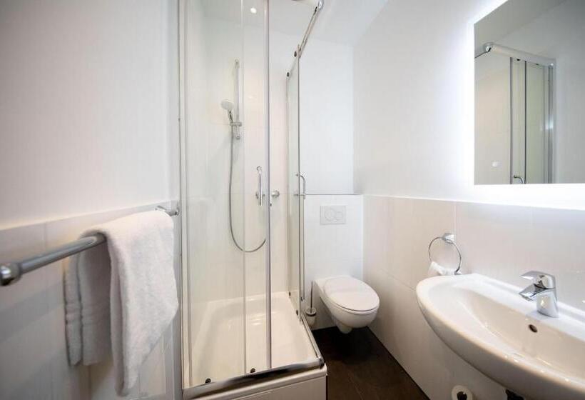 اتاق استاندارد یک نفره, SMARTY Airport Cologne Hotel - KONTAKTLOSER SELF CHECK-IN