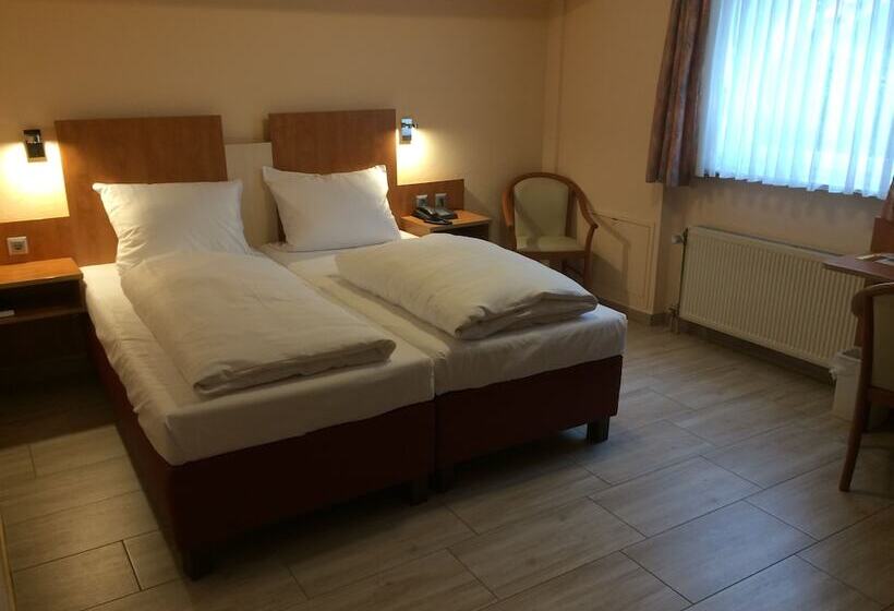 Номер Стандарт Адаптированный для Инвалидов, Adesso Hotel Göttingen   Pay At Property On Arrival Ihr Automatenhotel In Göttingen