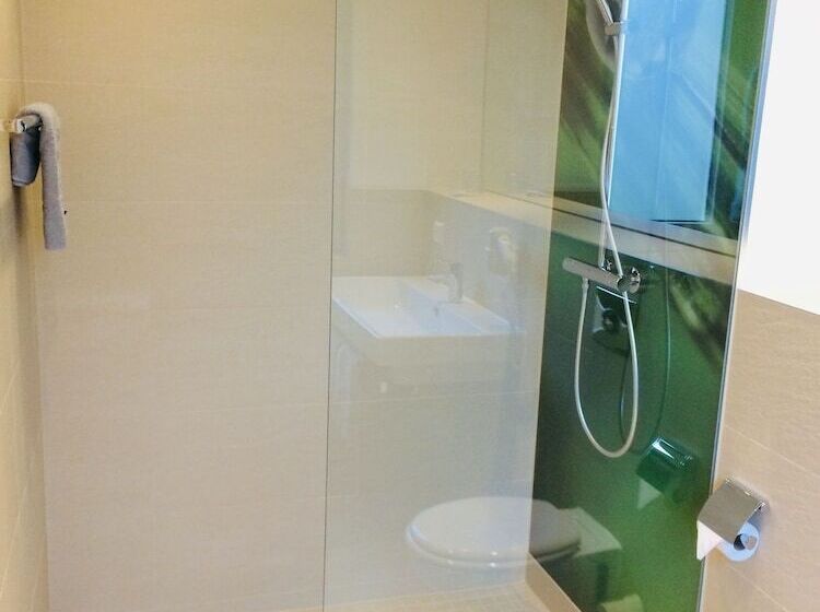 Семейный Номер, Adesso Hotel Göttingen   Pay At Property On Arrival Ihr Automatenhotel In Göttingen