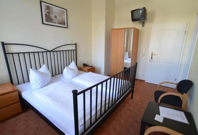 Номер Стандарт, Gastehaus Villa Seraphinum