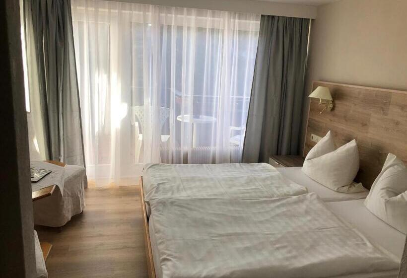 Номер Стандарт с Балконом, Breitenbacher Hof