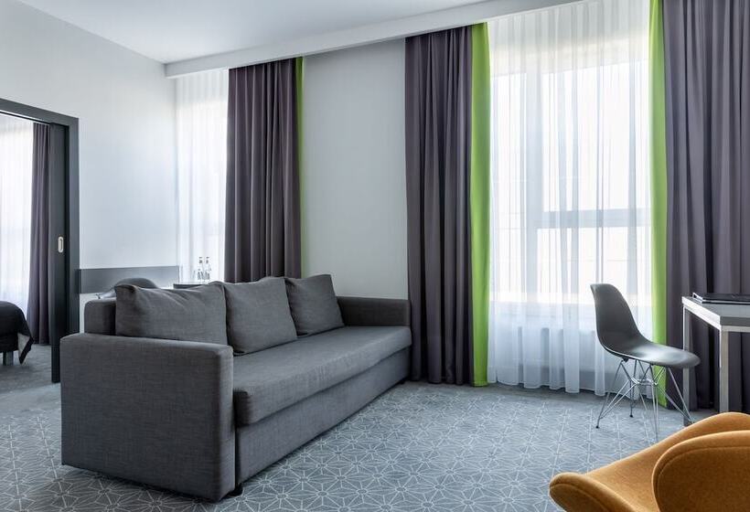 Апартаменты 1 Спальня, Europa Starachowice