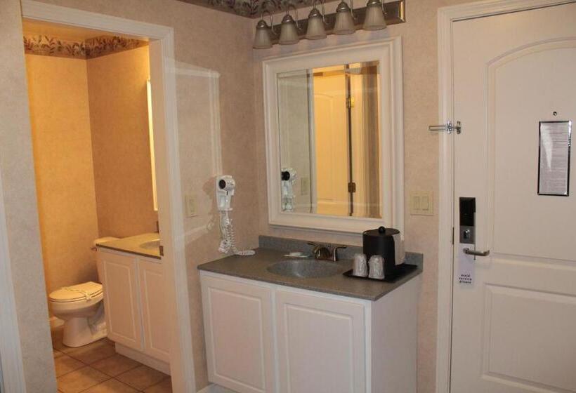 Номер Deluxe, Shiretown Inn & Suites
