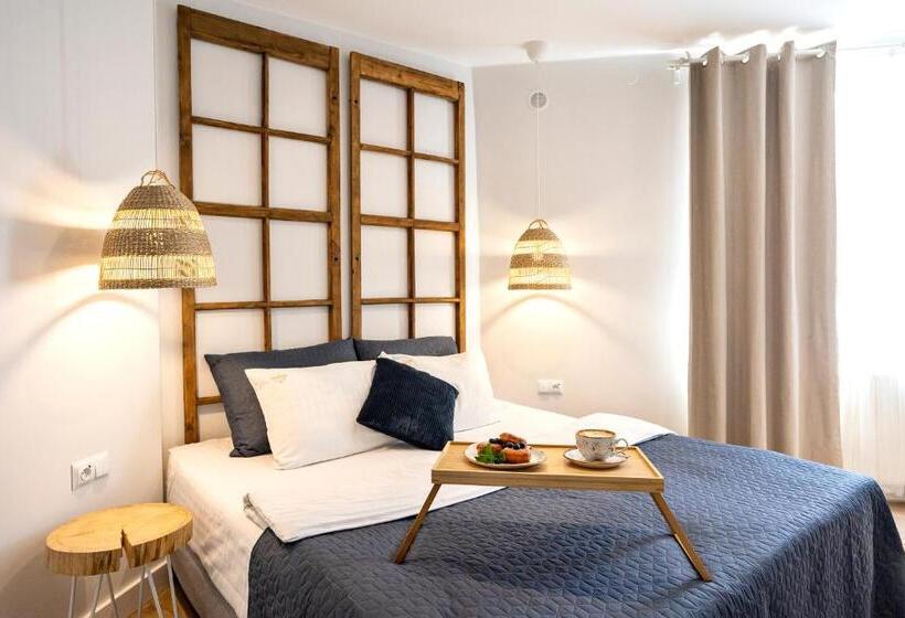 4인용 스탠다드 룸, Szuflada Rooms