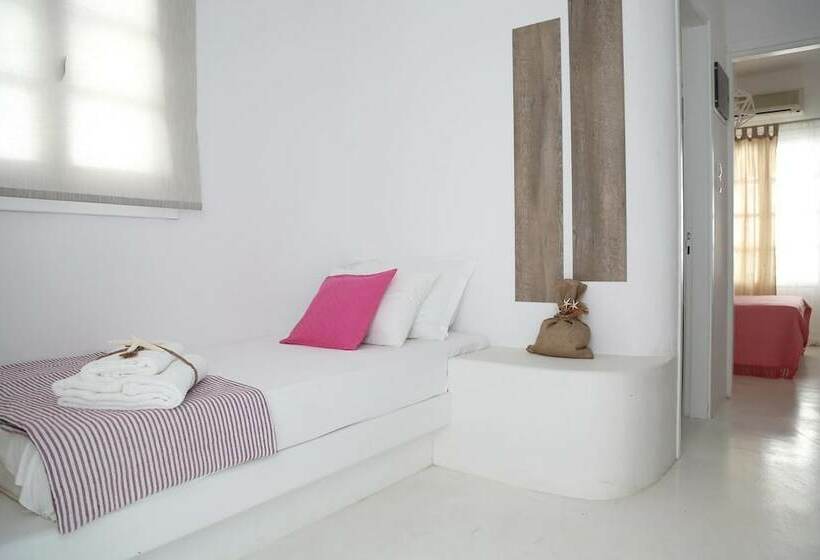 Apartamento 2 Dormitórios, 8 Keys Residence