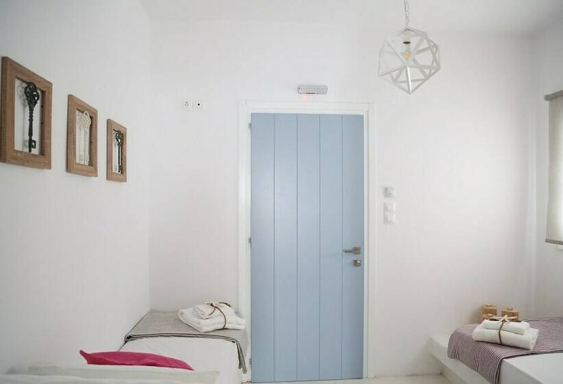 Apartamento 2 Dormitórios, 8 Keys Residence