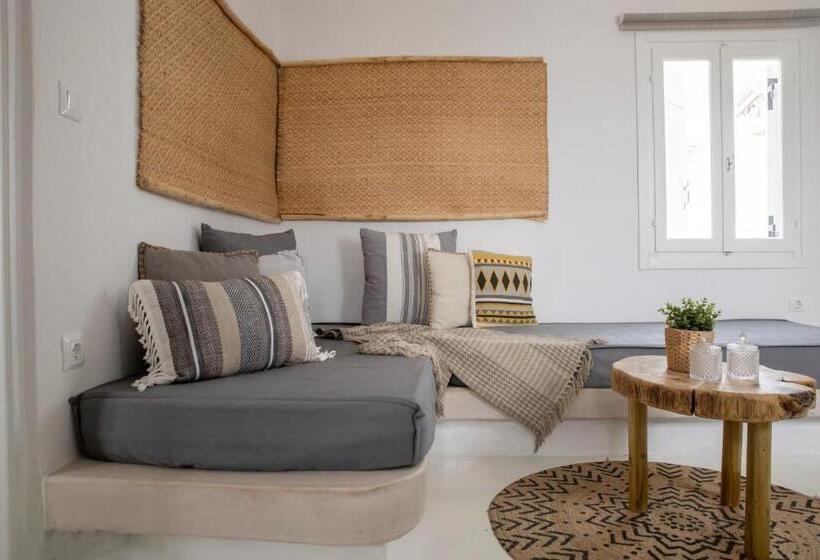 Apartamento 2 Dormitórios, 8 Keys Residence
