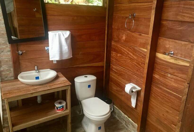 샬레, Pacific Lodge