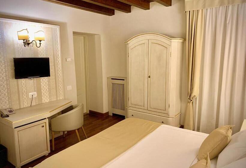 스탠다드 룸, Albergo Gardesana