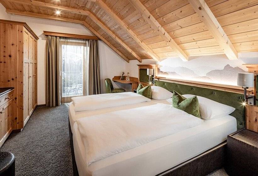Номер Superior с Балконом, Boutique & Fashion Hotel Maciaconi   Gardenahotels
