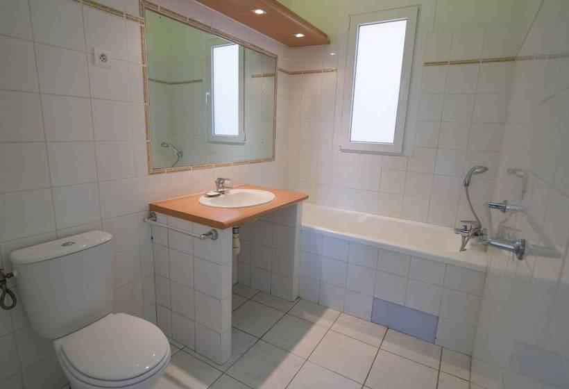 Вилла Premium 2 Спальни, Les Hauts De Portovecchio