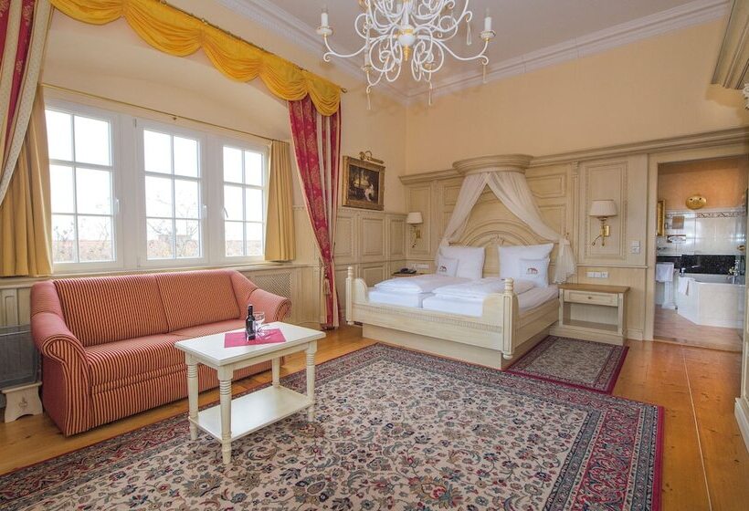 Люкс, Schloss Hotel Wasserburg