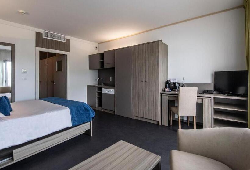سوییت سوپریور, Suite Home Porticcio