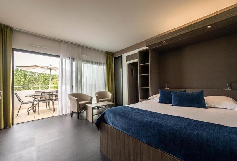 سوییت پرستیژ, Suite Home Porticcio
