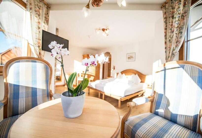 Номер Superior, Turmhotel Gschwendt