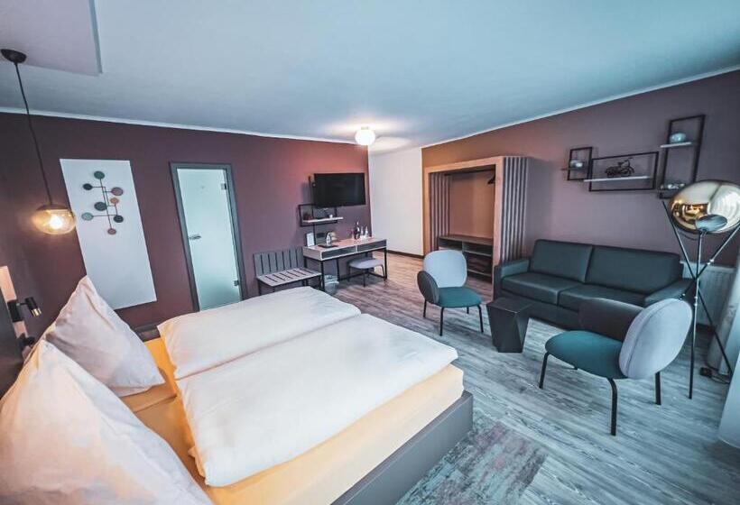 スタンダードルーム, Restaurant Hotel Goldener Adler