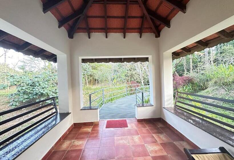 豪华房间, Kadkani River Resort