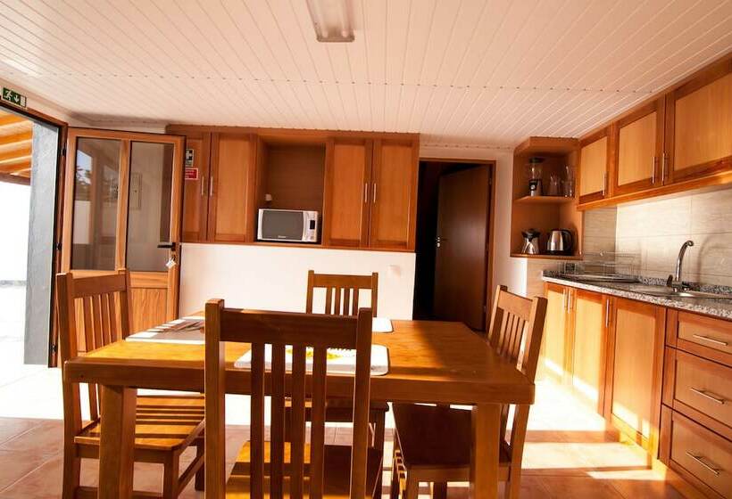 Дом 1 Спальня, Casa Raivinha