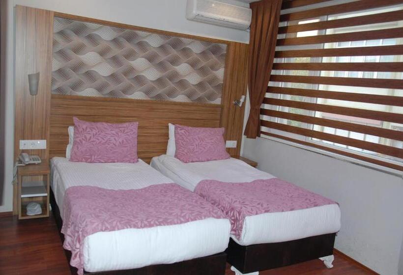 豪华房间, Göznur Otel