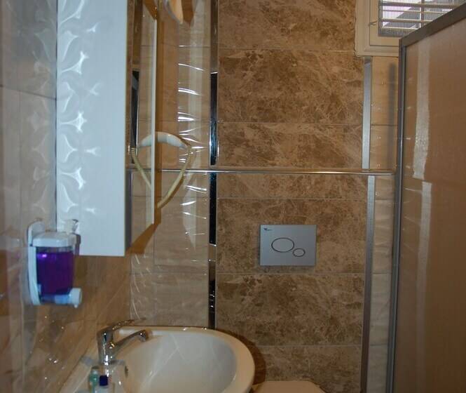 Номер Deluxe, Göznur Otel