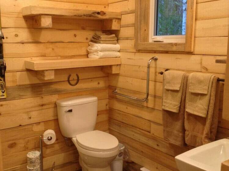 小室, Glacier View Rv Park And Cabins