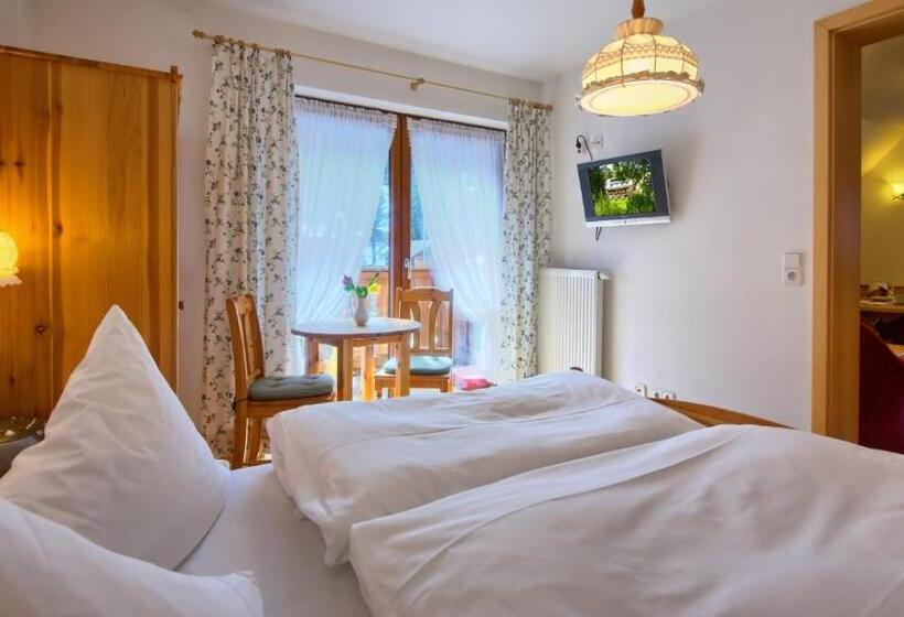 Апартаменты 1 Спальня, Schwarzwald Hotel Kraeutle