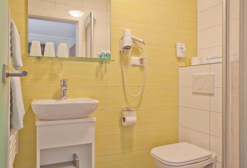 Номер Стандарт Индивидуальный, Frühstückshotel Landgasthof Kramer