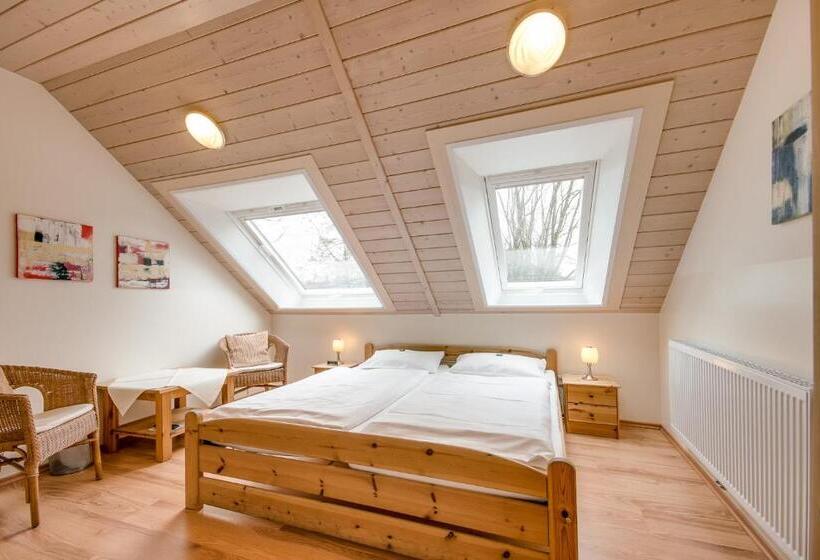 Номер Стандарт, Haus Biederstaedt