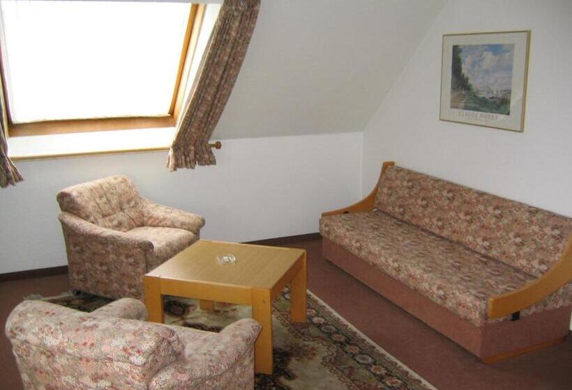 Апартаменты 1 Спальня, Kelkheimer Hof