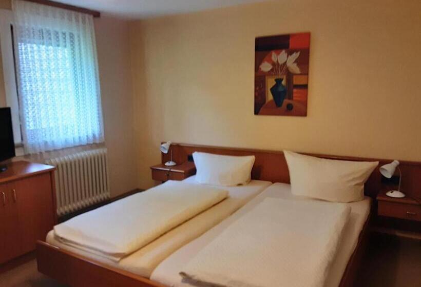 Номер Стандарт, Gasthof Zur Krone