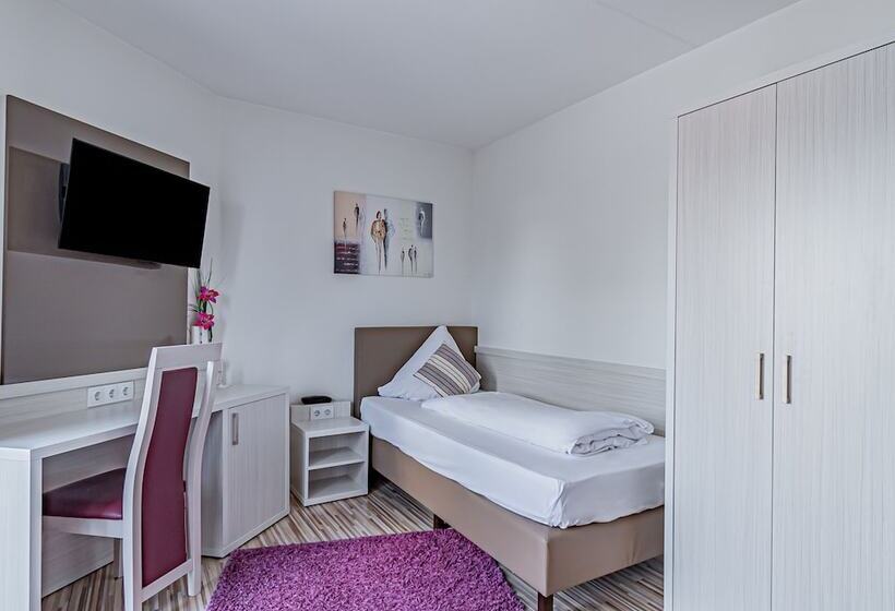 Quarto Estandar Individual, Tannenblick