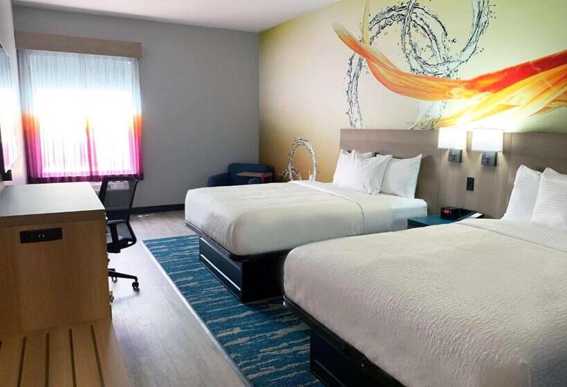 Номер Стандарт Адаптированный для Инвалидов, La Quinta Inn & Suites By Wyndham San Antonio Seaworld Lafb