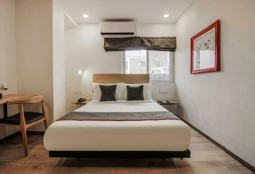 三人经典房间, Super Townhouse Begumpet Near Hyderabad Central