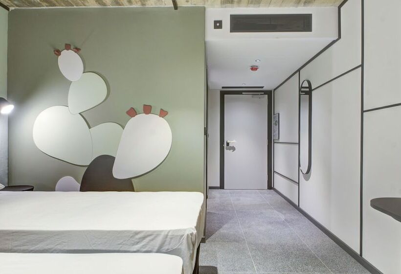 اتاق استاندارد با چشم‌انداز شهر, Ibis Styles St Pauls Bay Malta