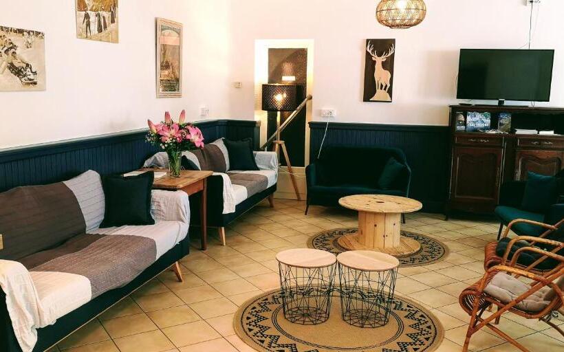 Четырехместный Номер Стандарт, Le Relais D Avajan