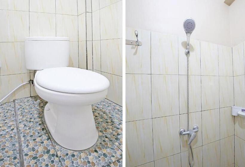 Номер Deluxe Кровать Кинг, Collection O 91449 Griya Ampenan Residence