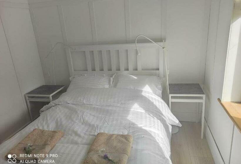 Дом 2 Спальни, The Wild Farm Lodge