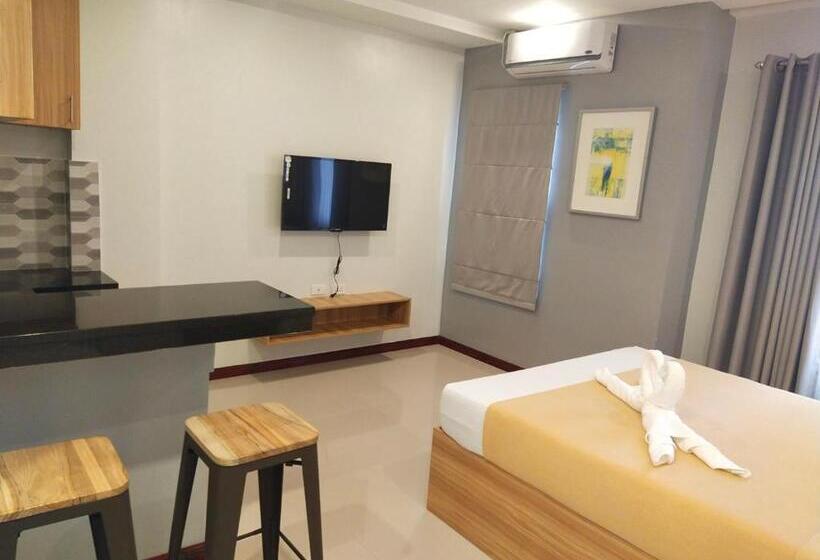 Люкс Superior, Elti Suites By Bluebookers