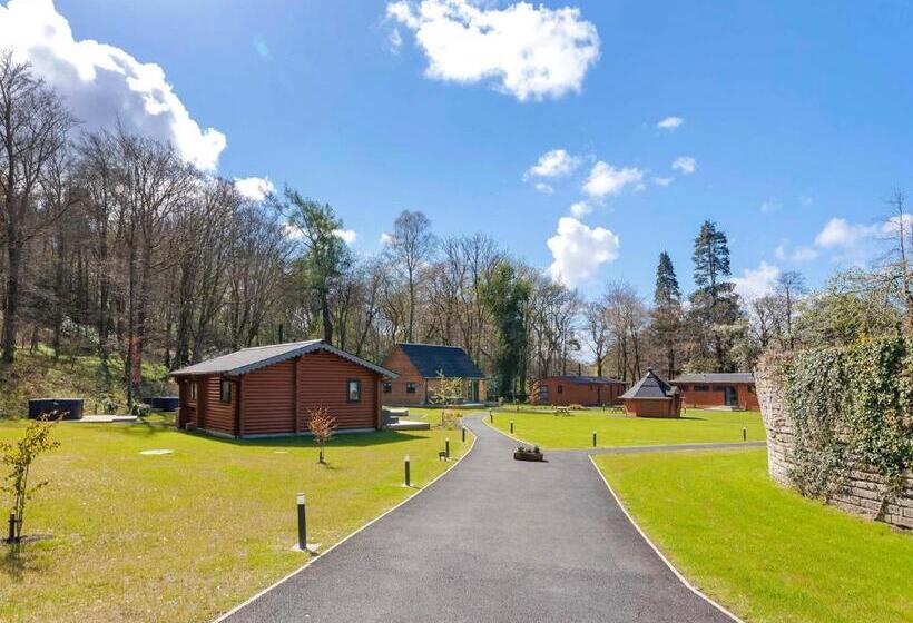 Дом 2 Спальни, Gadgirth Estate Lodges